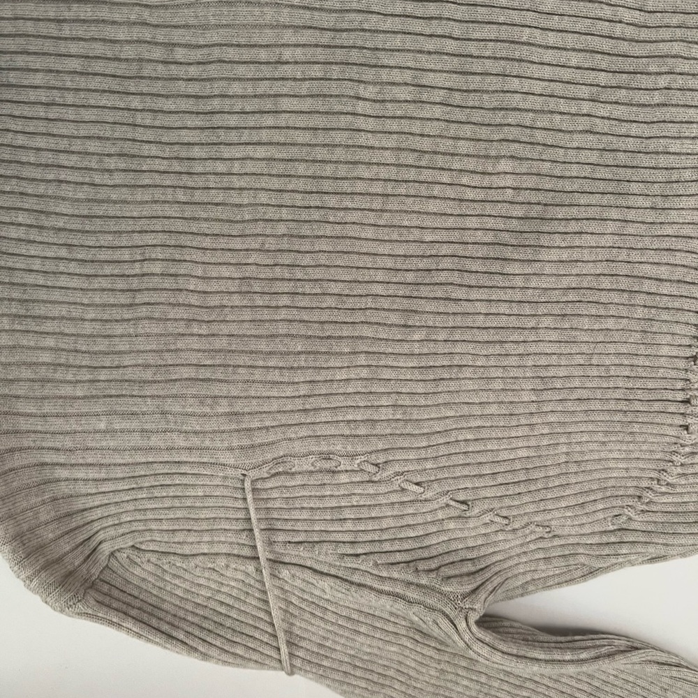 Lauris Long Sleeve Merino Wool Mini Sweater Dress
JACQUEMUS - Picture 10 of 16